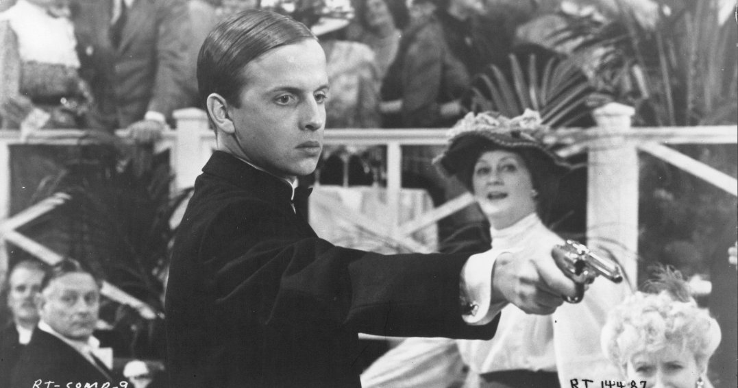 Фото - Роберт Джой: 1077x566 / 89 Кб