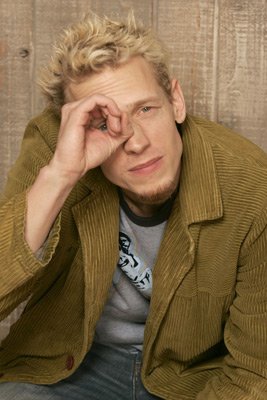 Фото - Джон Мэллори Эшер: 267x400 / 26 Кб