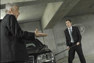 Фото - Филип Бейкер Холл: 323x215 / 16 Кб