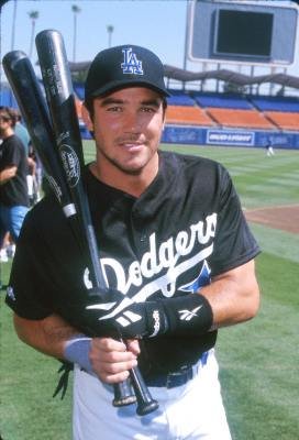 Фото - Дин Кэйн: 272x400 / 26 Кб