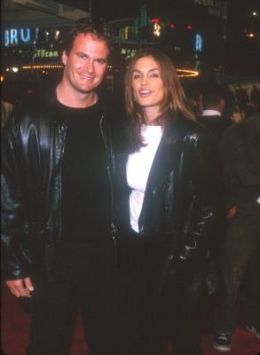 Фото - Синди Кроуфорд: 293x400 / 15 Кб