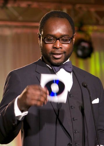 Фото - Квеси Амеяу: 357x500 / 26 Кб