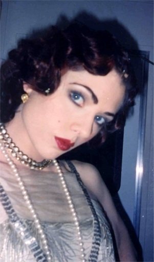 Фото - Эдриэнн Уилкинсон: 301x511 / 27 Кб