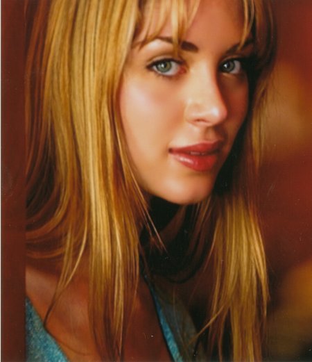 Фото - Даниэлла Евангелиста: 450x521 / 35 Кб