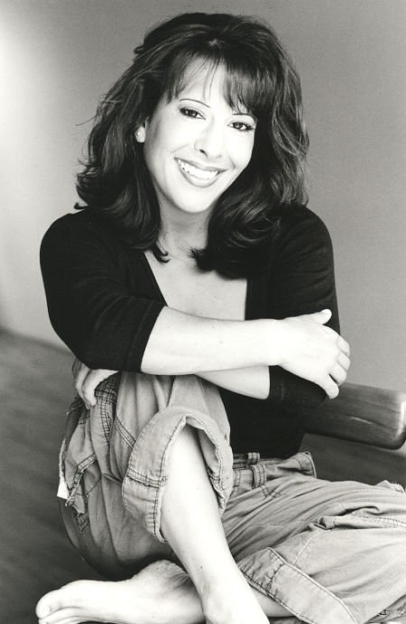 Фото - Мисти Росас: 450x692 / 49 Кб