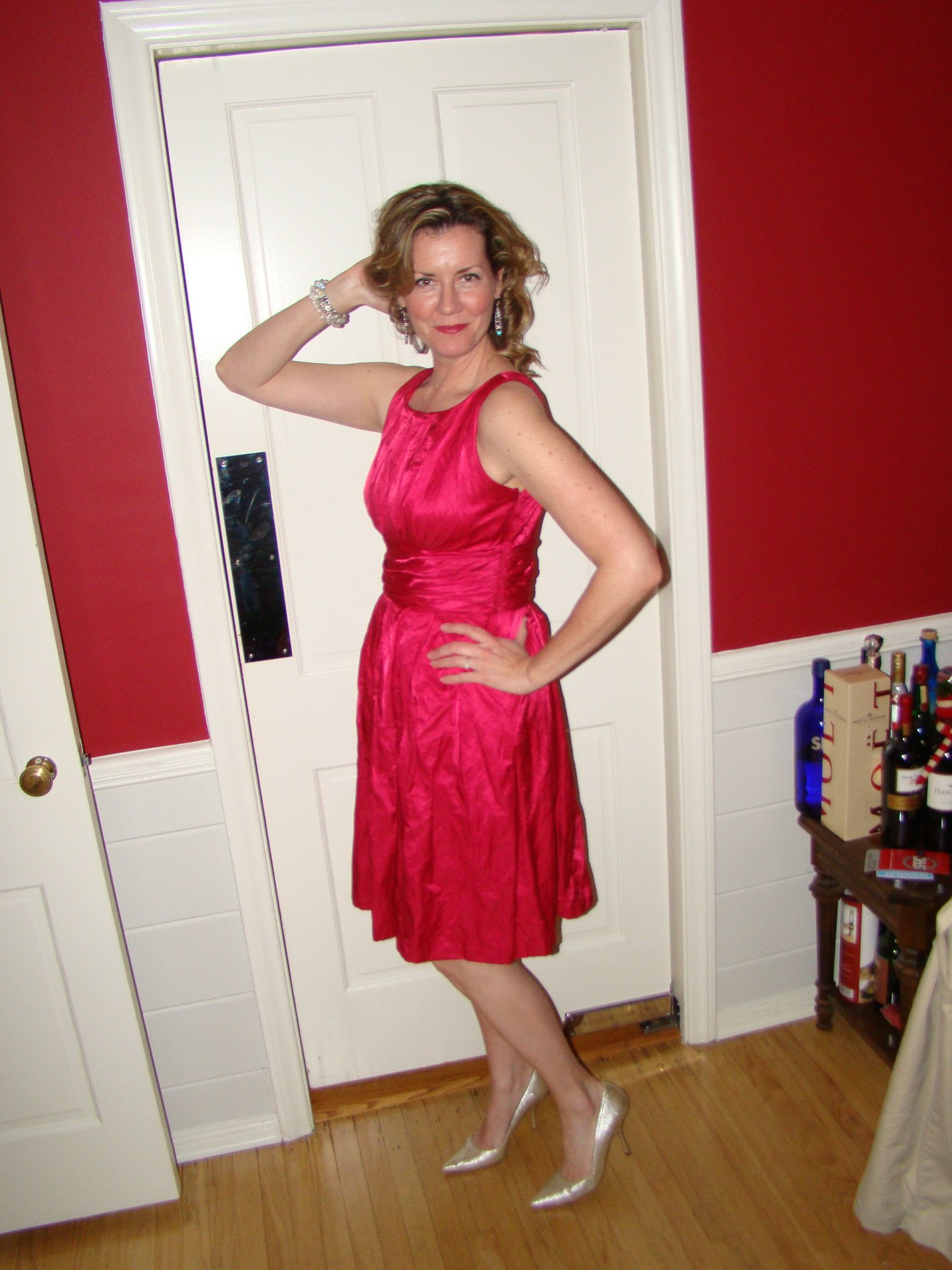 Фото - Molly Bryant: 1536x2048 / 376 Кб