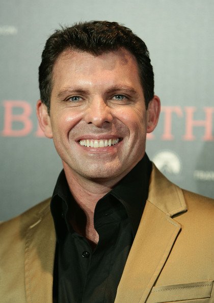 Фото - Уорвик Янг: 420x594 / 42 Кб