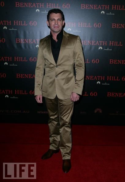 Фото - Уорвик Янг: 408x594 / 31 Кб