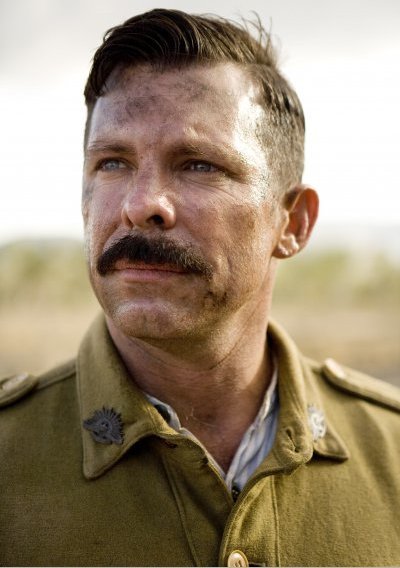 Фото - Уорвик Янг: 400x568 / 41 Кб