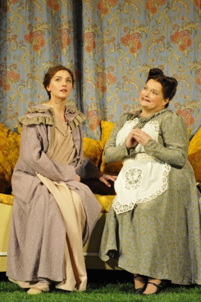 Фото - Lee Delong: 399x600 / 61 Кб