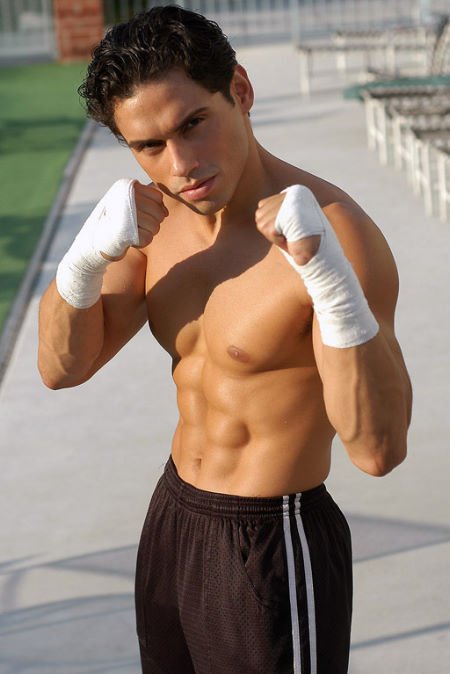 Фото - Дэнни Арройо: 450x674 / 43 Кб