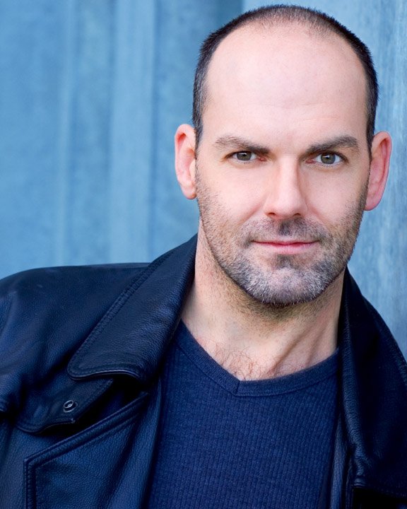 Фото - Kevin Blatch: 576x720 / 75 Кб