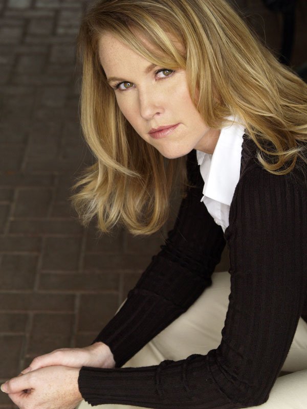 Фото - Келли Коллинз: 600x800 / 71 Кб