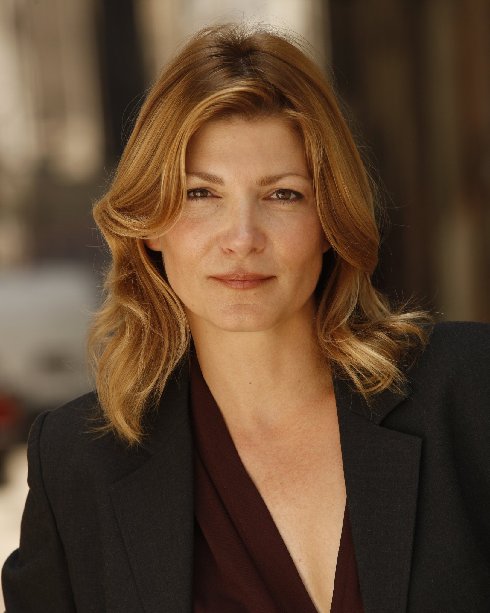 Фото - Энни Фицджералд: 1638x2048 / 376 Кб