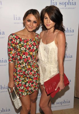 Фото - Kendra Krull: 277x400 / 31 Кб