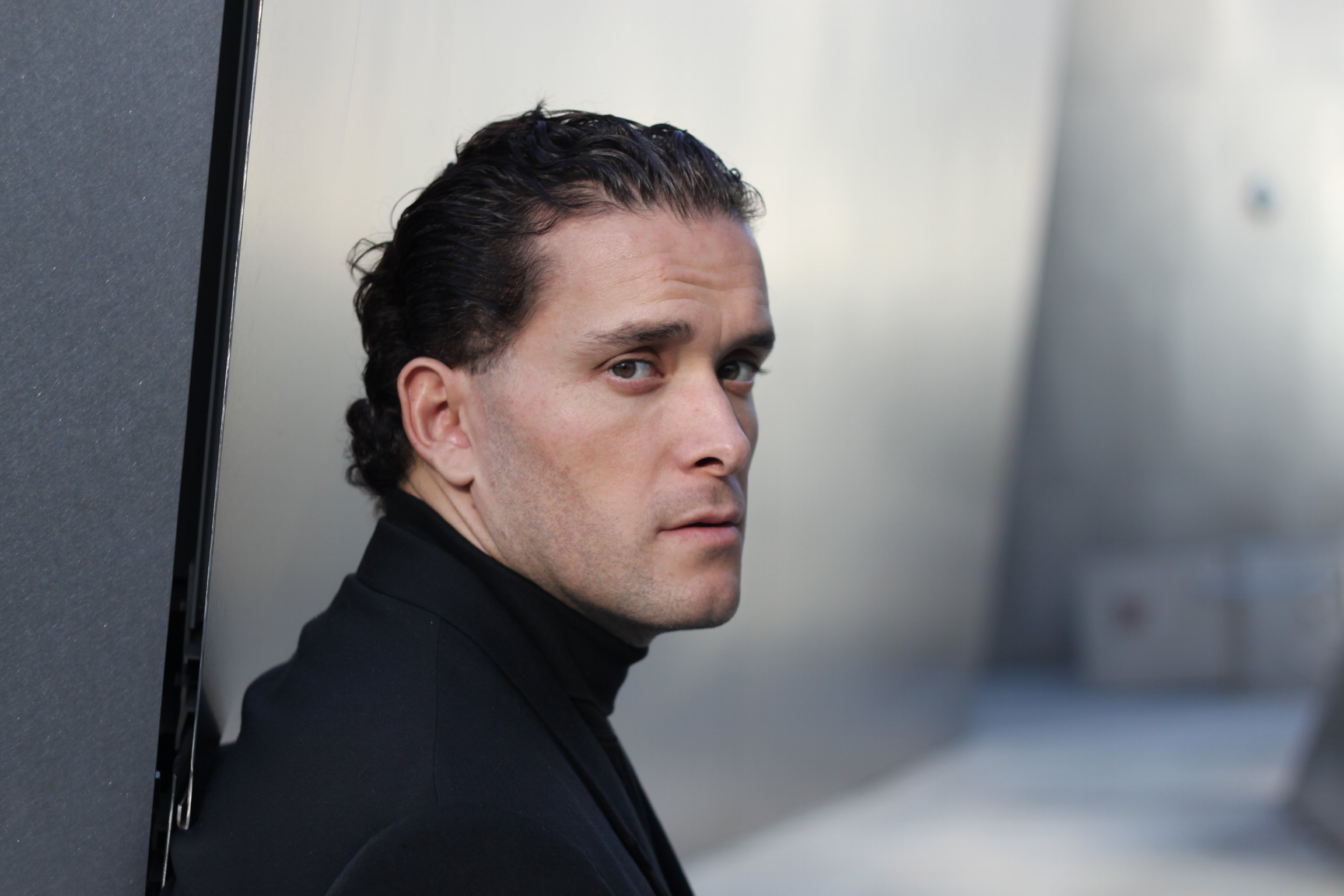 Фото - Хосе Росете: 3072x2048 / 389 Кб