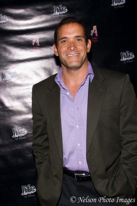 Фото - Хосе Росете: 480x720 / 59 Кб