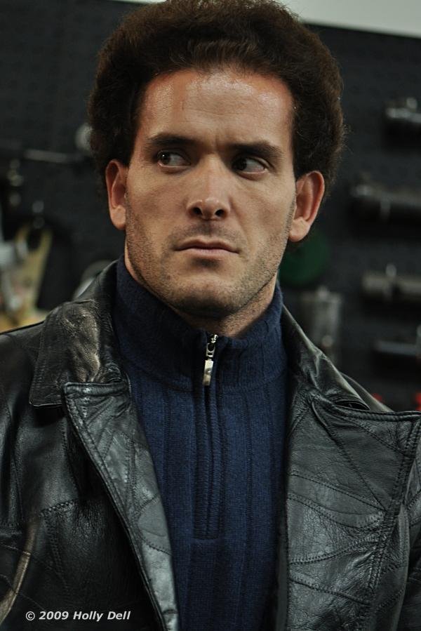 Фото - Хосе Росете: 600x899 / 86 Кб