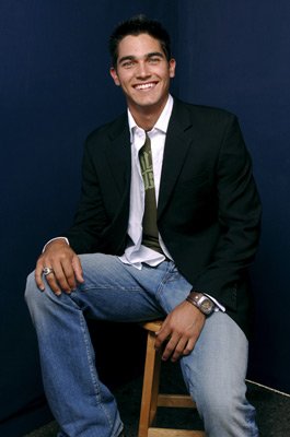 Фото - Тайлер Хэклин: 265x400 / 18 Кб