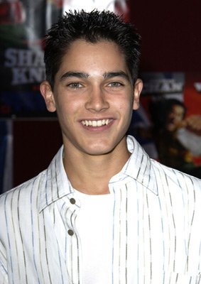 Фото - Тайлер Хэклин: 283x400 / 23 Кб