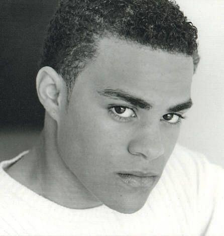 Фото - Чарлз Дакуорт: 446x470 / 29 Кб