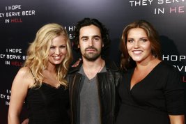 Фото - Кери Линн Прэтт: 267x178 / 13 Кб