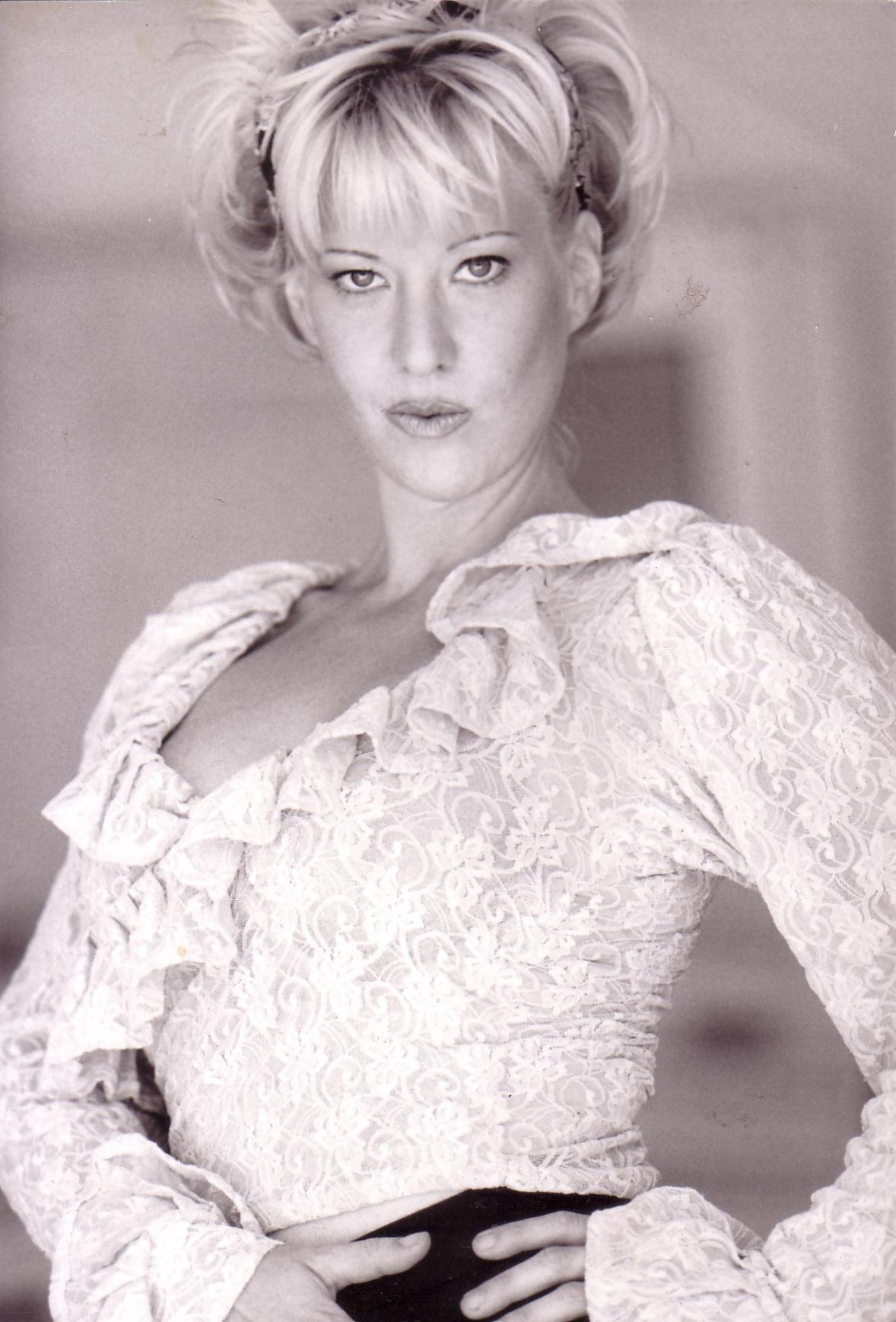 Фото - Ariane Von Kamp: 1178x1737 / 236 Кб