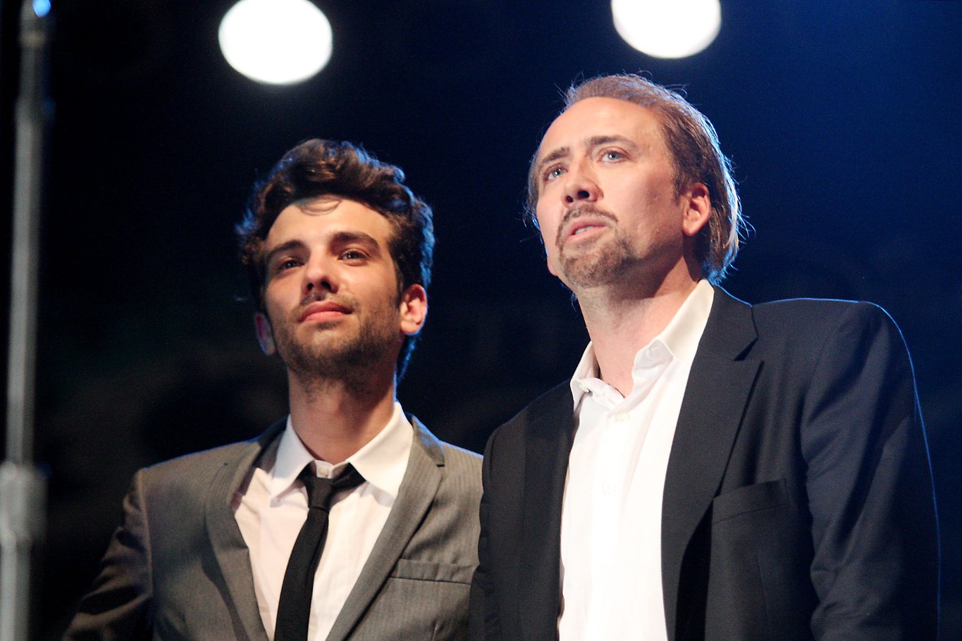 Фото - Джей Барушель: 1365x910 / 175 Кб