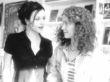 Фото - Марья Дэлвер: 355x265 / 21 Кб