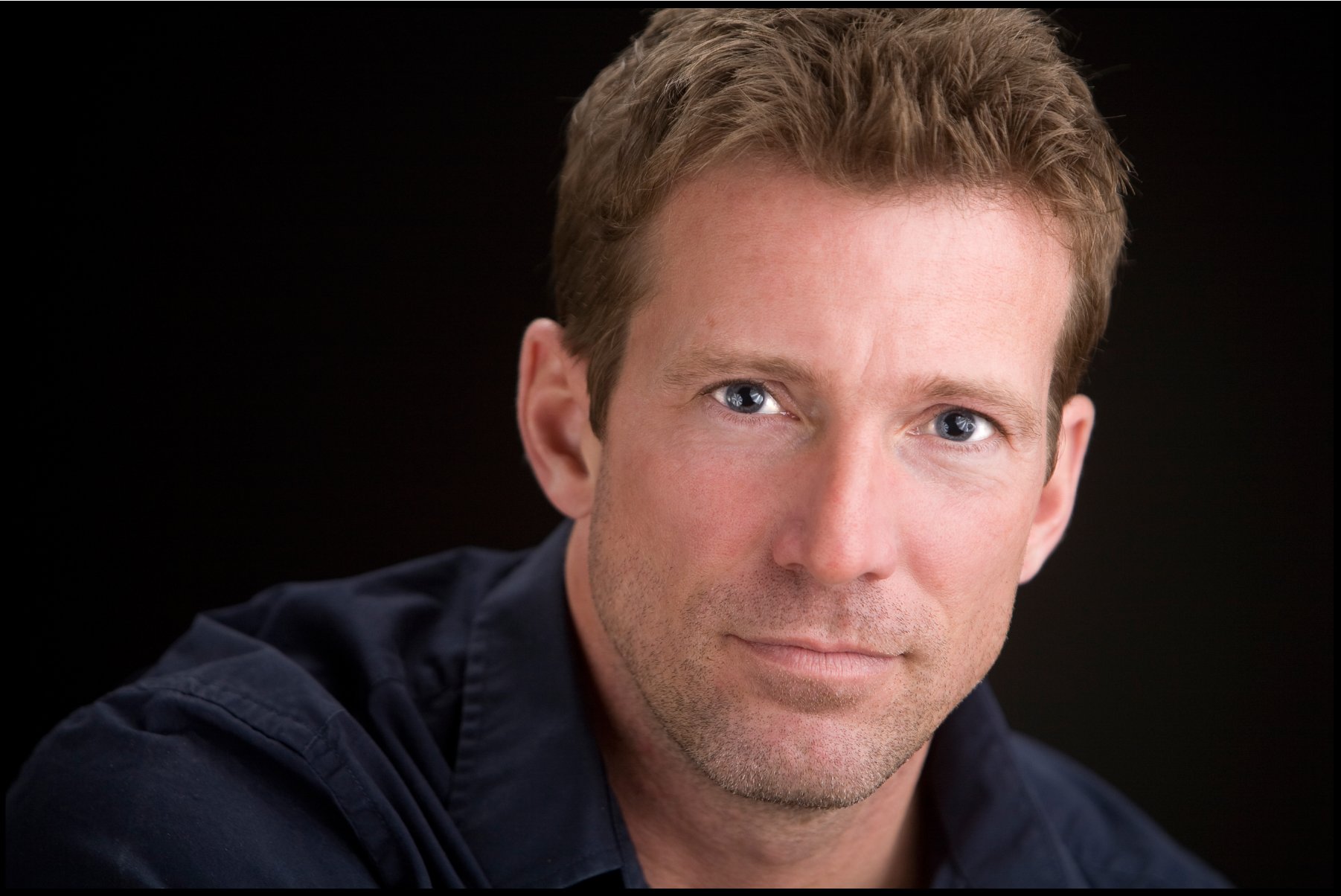 Фото - Джеймс Гэллэндерс: 1802x1204 / 202 Кб