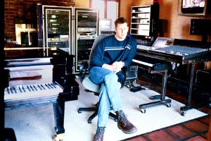 Фото - Эрик Колвин: 300x200 / 24 Кб