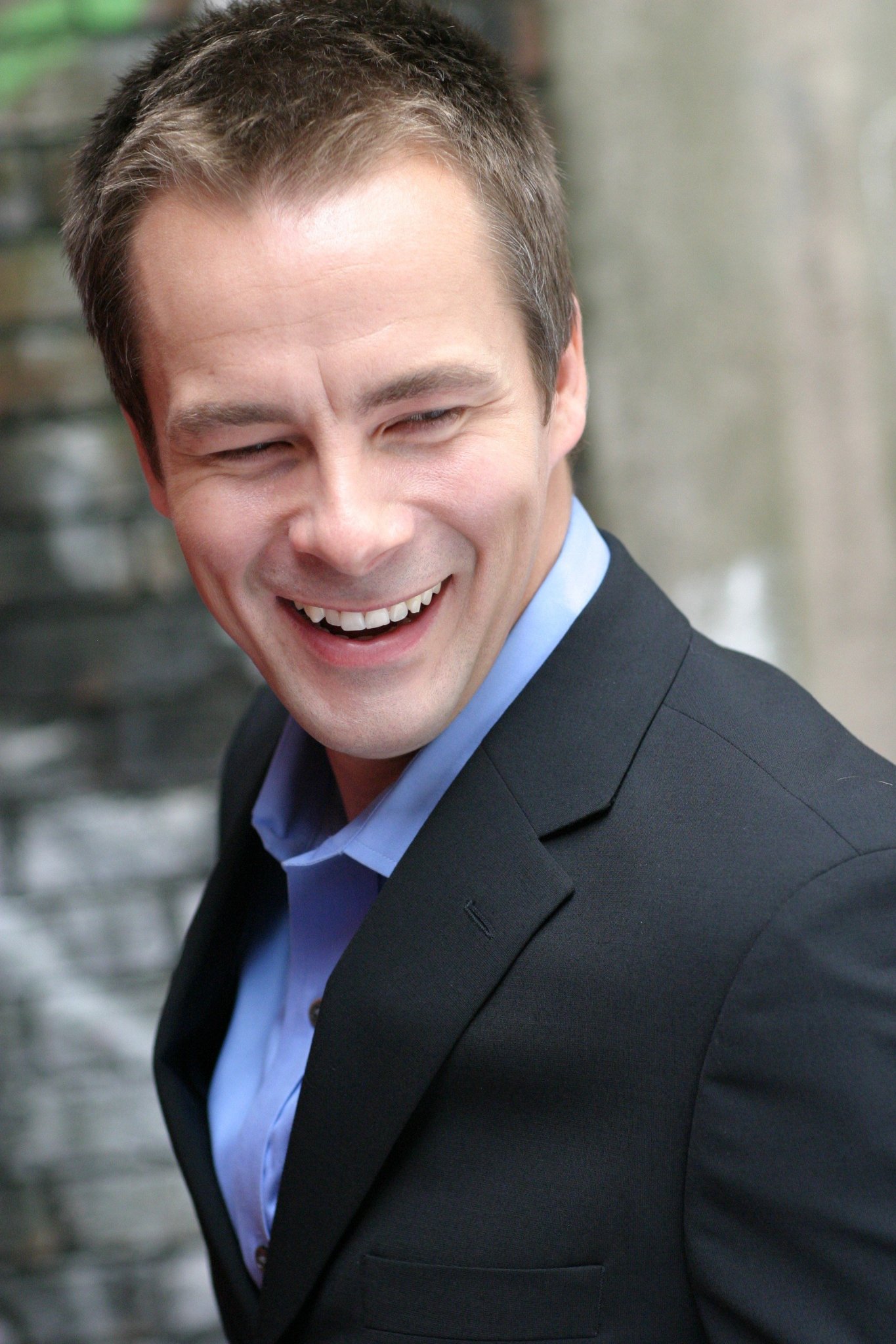 Фото - Крис Брэдфорд: 1365x2048 / 389 Кб