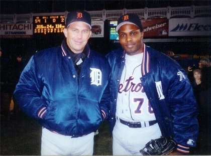 Фото - Кевин Крэйг Уэст: 420x311 / 35 Кб