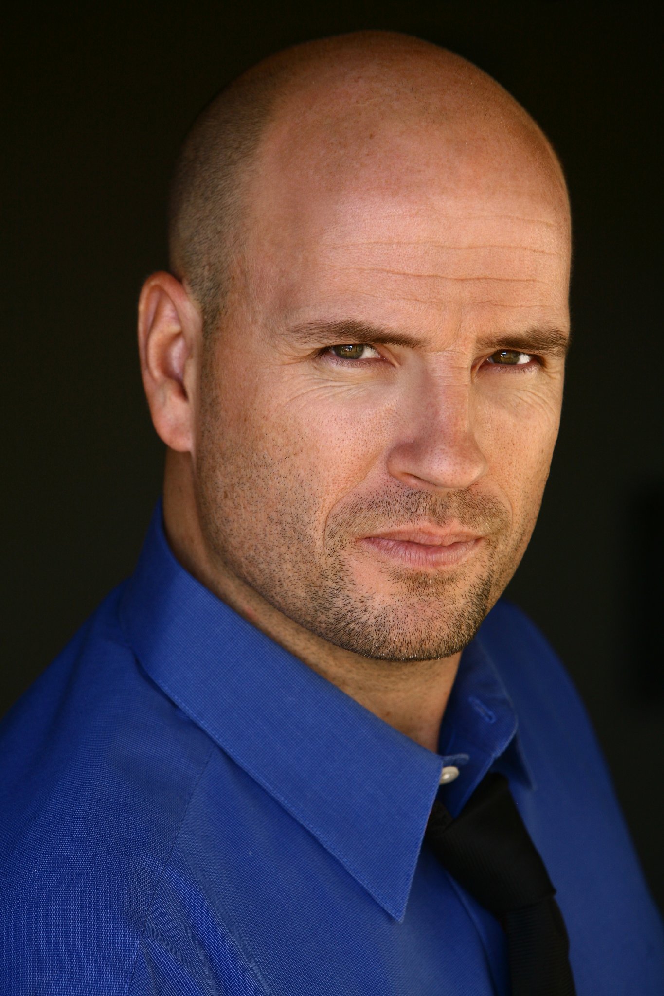 Фото - Дин Кадворф: 1365x2048 / 375 Кб