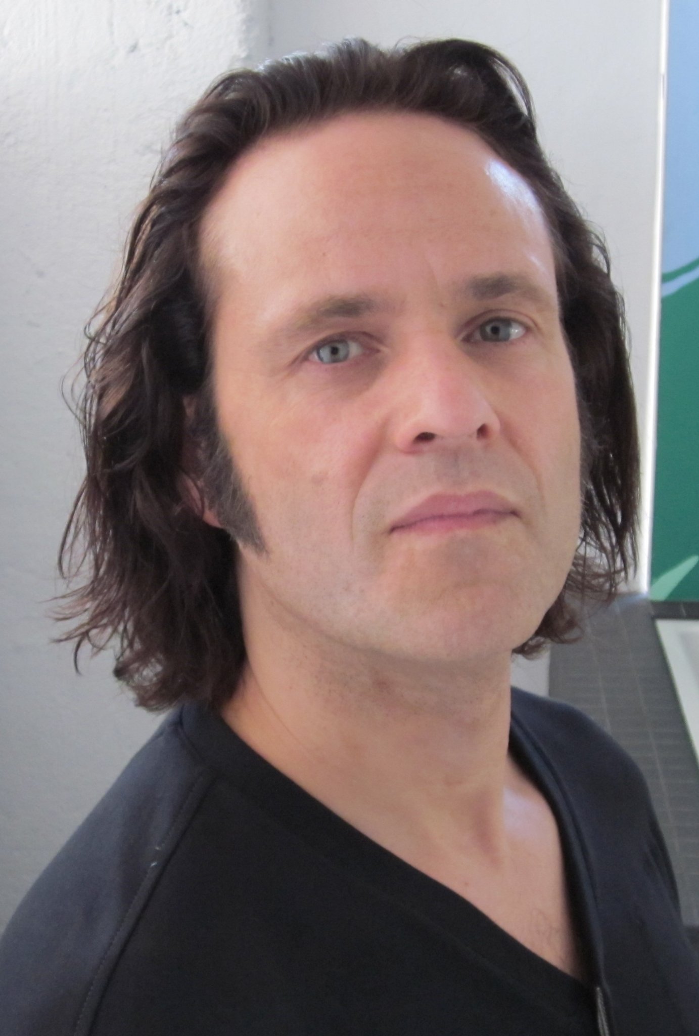 Фото - Эри Вервин: 1383x2048 / 243 Кб