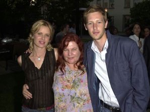 Фото - Ким Диккенс: 298x222 / 16 Кб