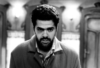 Фото - Жамель Деббуз: 325x223 / 15 Кб