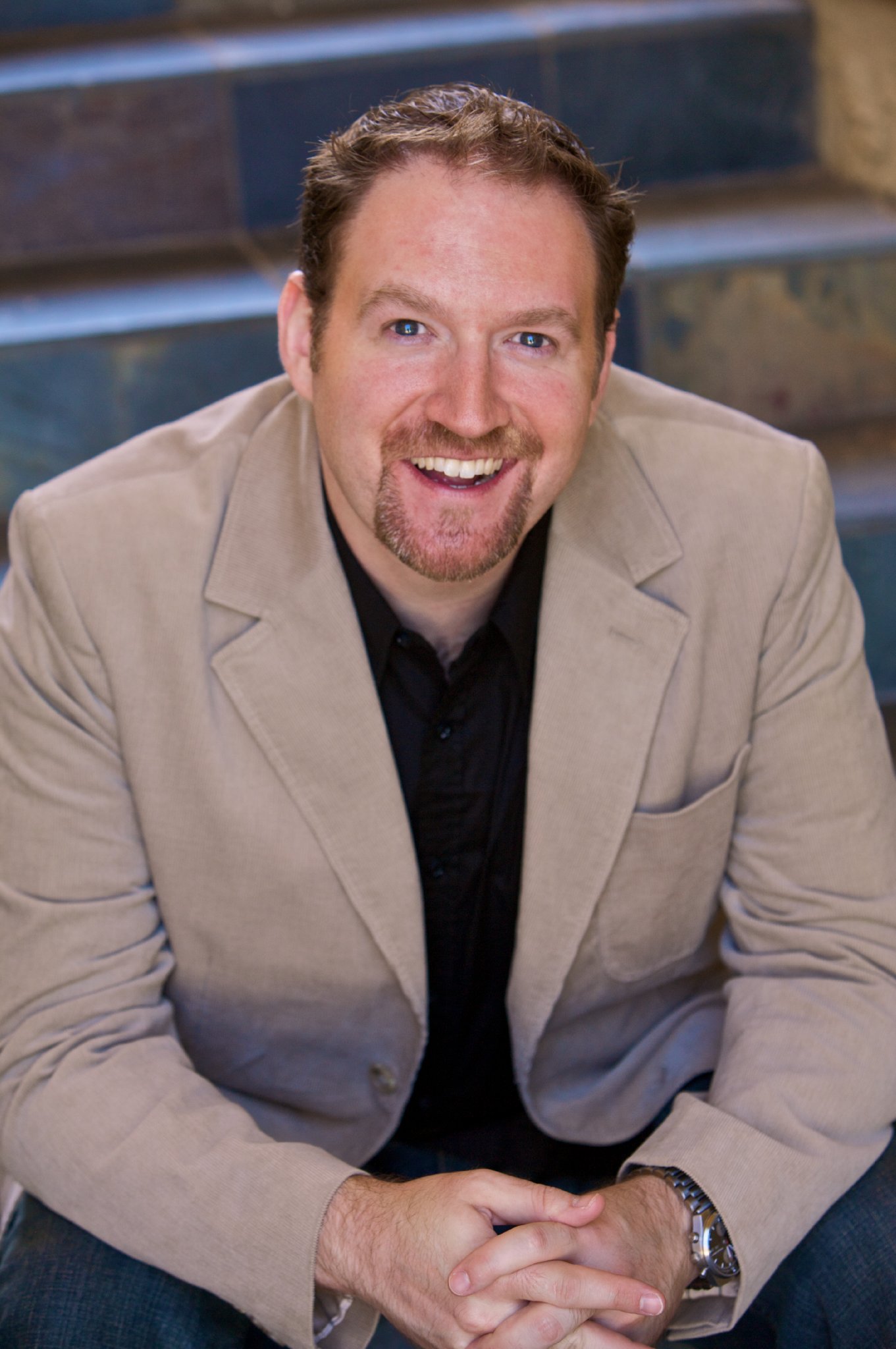 Фото - Л. Дерек Леонидофф: 1361x2048 / 277 Кб