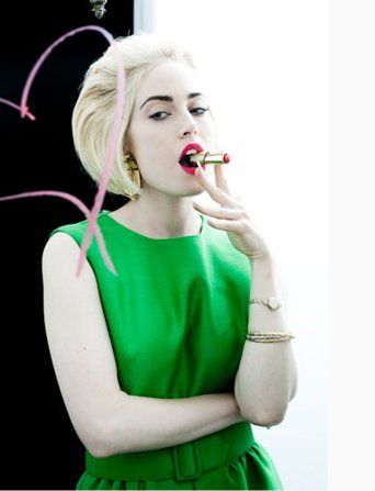 Фото - Шарлотта Салливан: 342x447 / 20 Кб