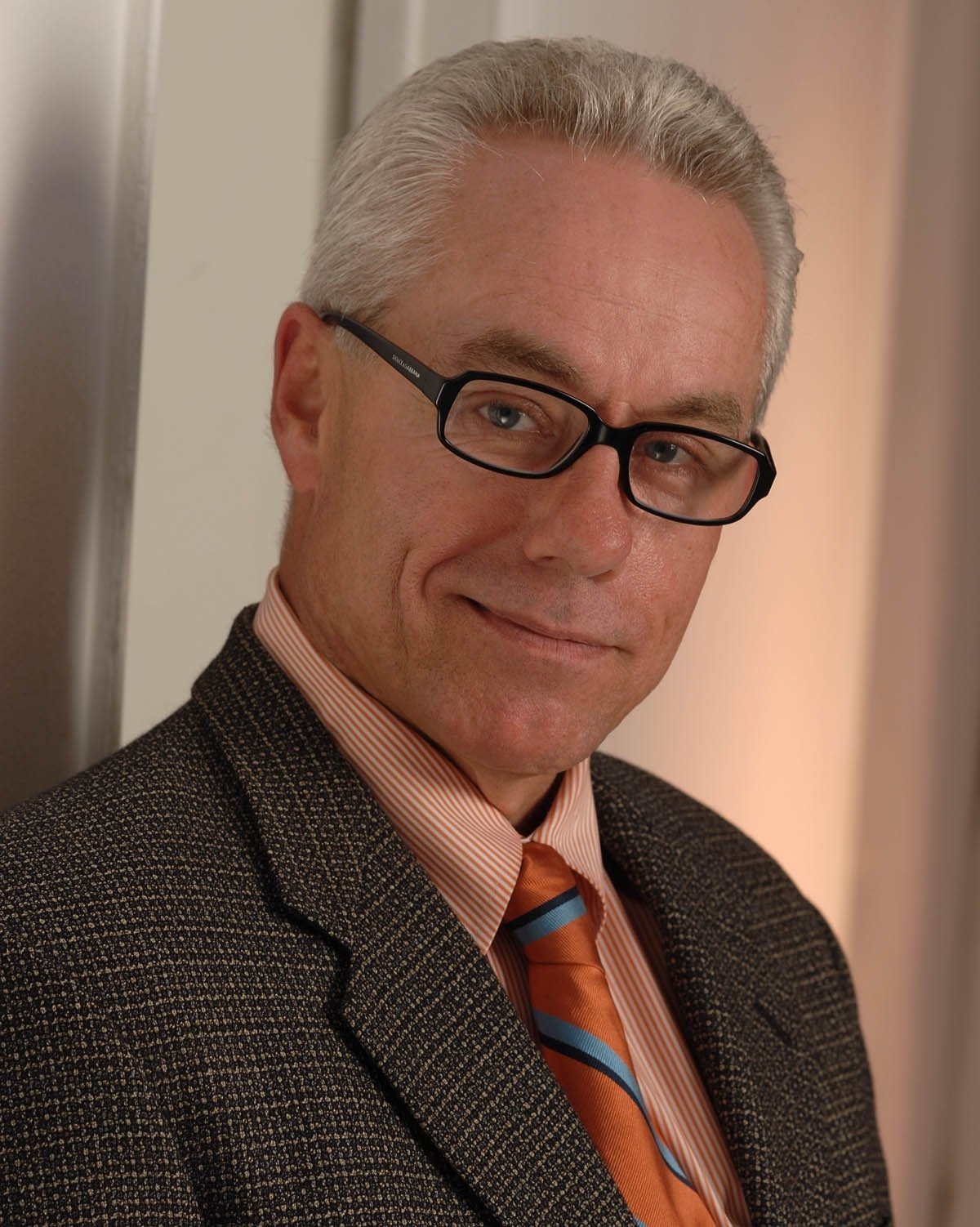 Фото - Warren Draper: 1200x1502 / 253 Кб