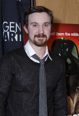 Фото - Сэм Хантингтон: 273x400 / 21 Кб