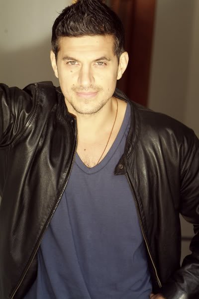 Фото - Эндрю Дэволи: 400x600 / 33 Кб