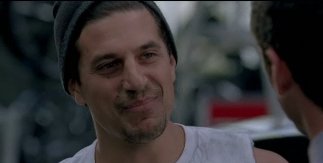 Фото - Эндрю Дэволи: 323x163 / 9 Кб