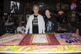 Фото - Робби Кригер: 267x178 / 17 Кб