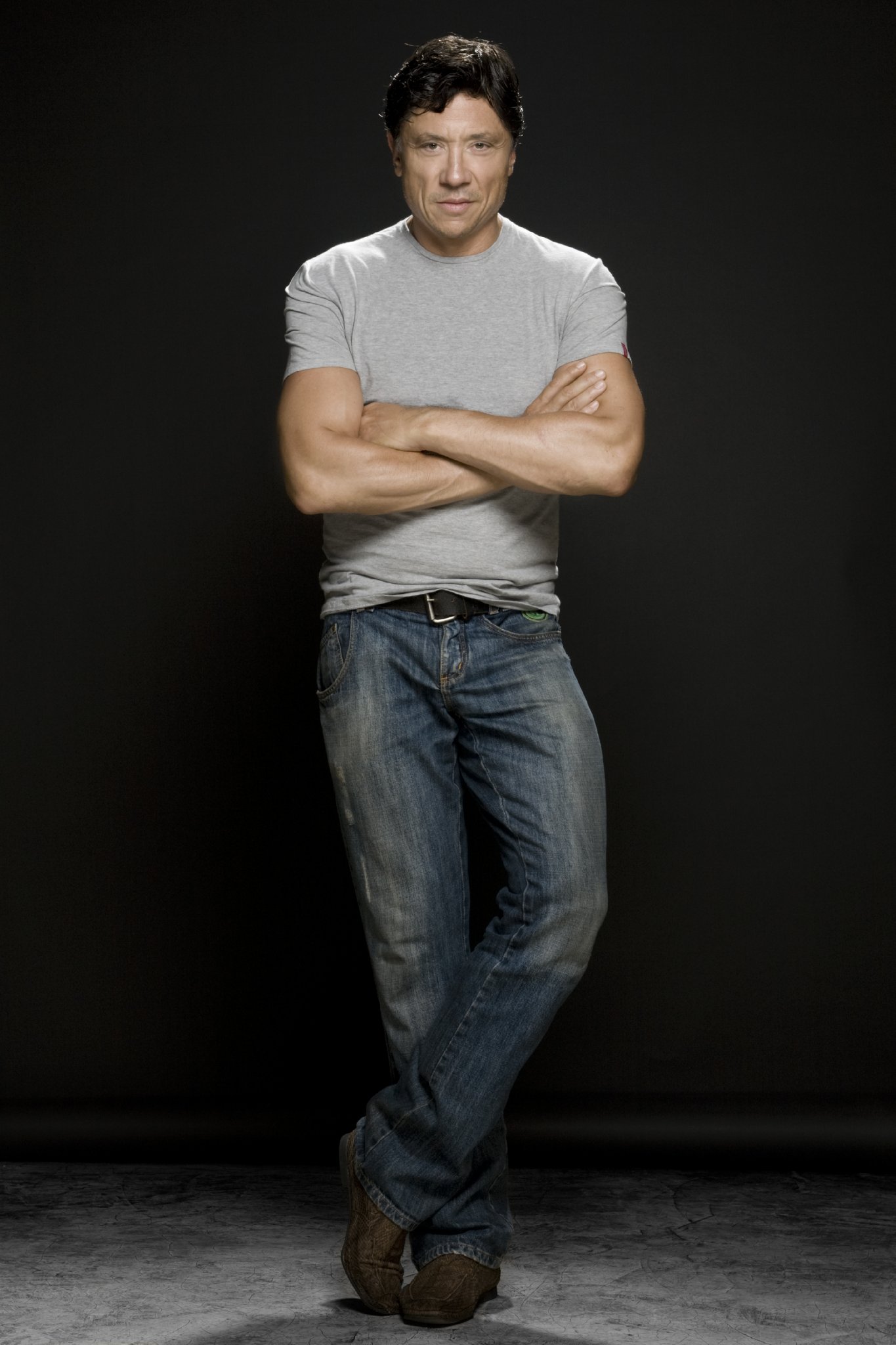 Фото - Карлос Бардем: 1365x2048 / 256 Кб