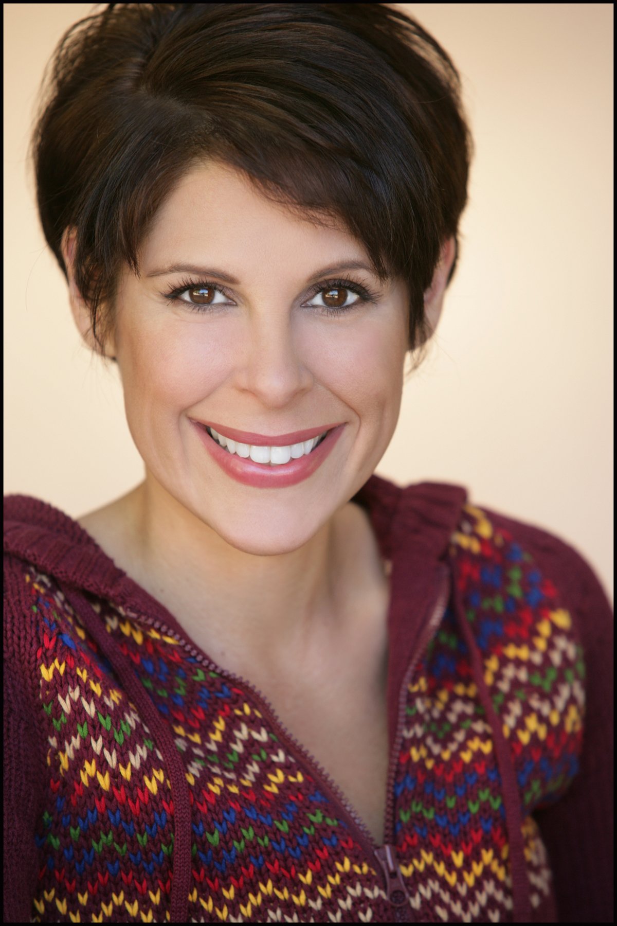 Фото - Гиги Эрнета: 1200x1800 / 249 Кб