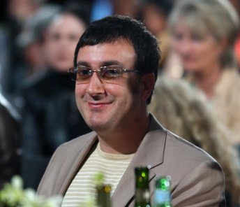 Фото - Michael Panes: 344x296 / 19 Кб