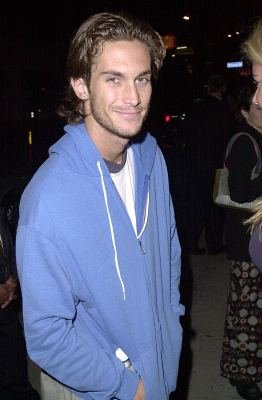 Фото - Оливер Хадсон: 262x400 / 20 Кб