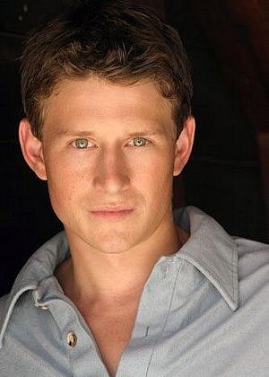 Фото - Lukas Behnken: 300x420 / 24 Кб