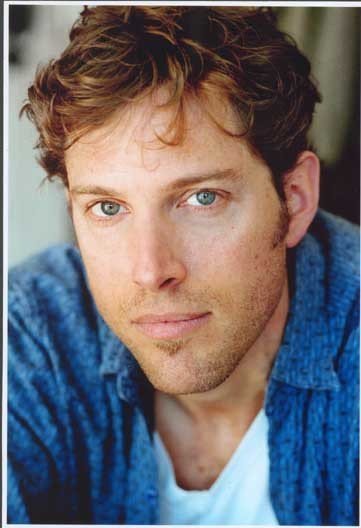 Фото - Клэйтон Немроу: 361x528 / 33 Кб